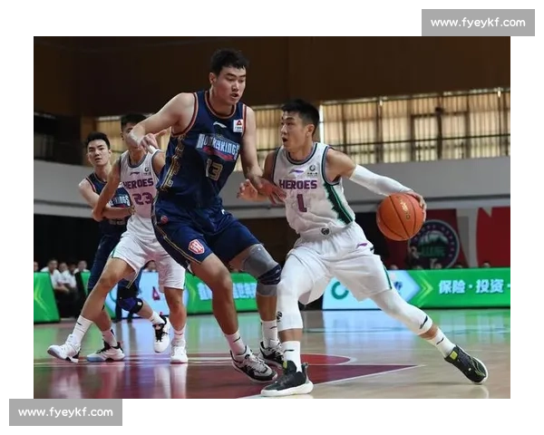 鲁VS强敌焦点对决解析战术走势与赛场看点前瞻胜负关键球员状态评估